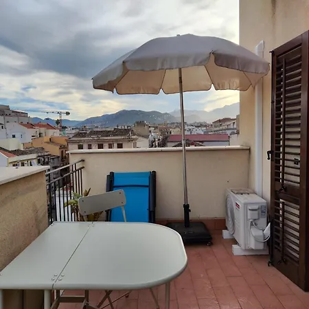 Sant'onofrio Apartment